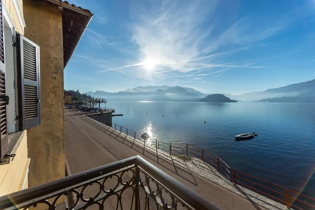 Villa Rachele Fiumelatte 0*,  Itálie